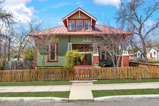Detached House in San Antonio, Bexar County