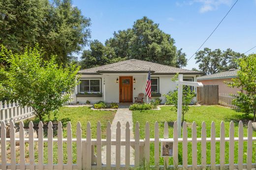 Ojai, Ventura Countyの一戸建て住宅