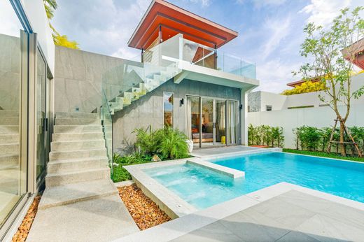 Willa w Thalang, Phuket Province