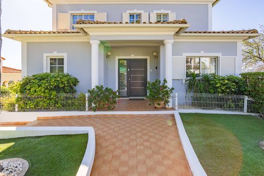 ‏בית חד-משפחתי ב  לולה, Loulé