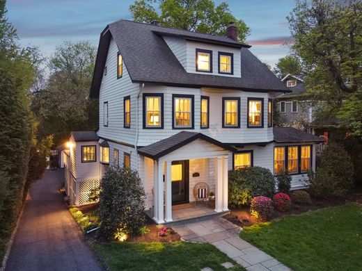 Luxury home in Glen Ridge, Essex County