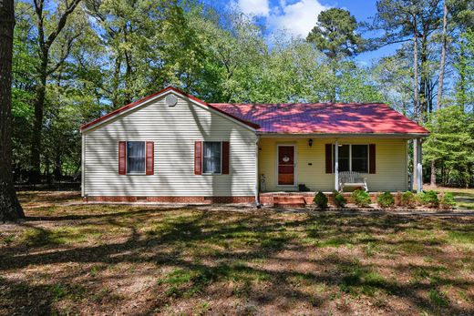 Detached House in Salisbury, Wicomico County