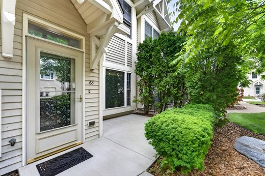 Apartment in Cudahy, Milwaukee County