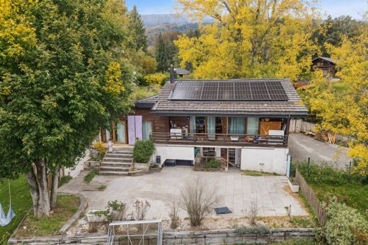 Detached House in Le Vaud, Nyon District