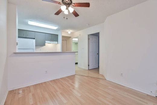 Διαμέρισμα σε Pickering, Ontario
