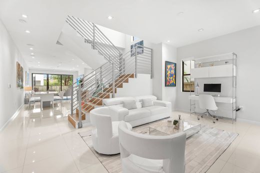Townhouse in Miami, Miami-Dade