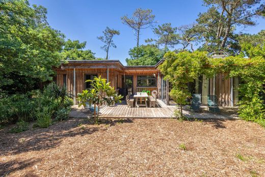 Villa in Cap Ferret, Gironde