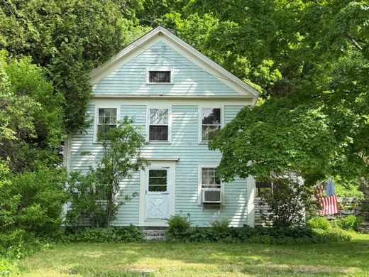 Detached House in Cornwall, Litchfield County