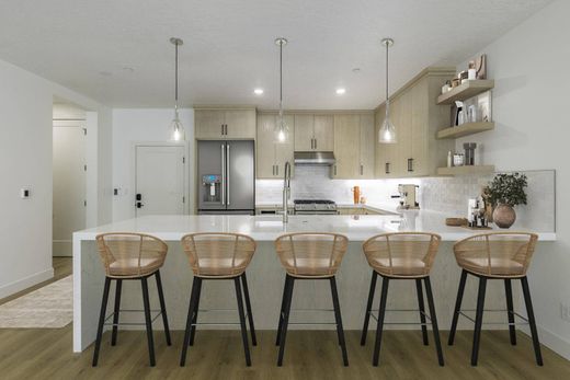 Apartment / Etagenwohnung in Holladay, Salt Lake County