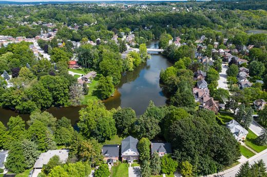Casa Unifamiliare a Owen Sound, Ontario