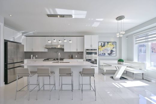 Casa en East Gwillimbury, York