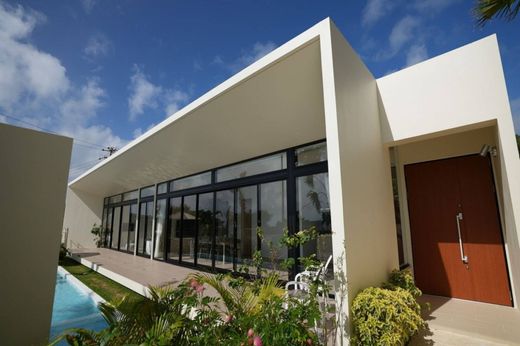 Detached House in Kumejima, Okinawa