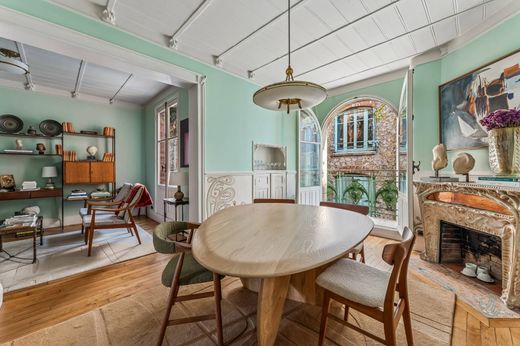 Apartment in La Muette, Auteuil, Porte Dauphine, Paris