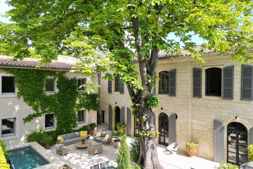 Смежная Вилла на продажу Uzès