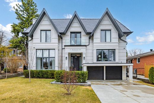 Dom jednorodzinny w Toronto, Ontario