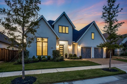 Detached House in Lewisville, Denton County