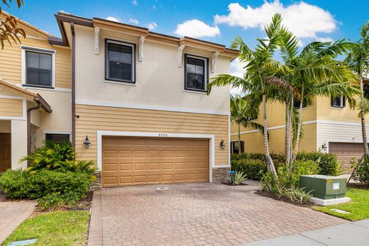Townhouse in Davie, Broward County
