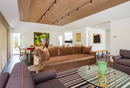 Apartment in Water Mill, Suffolk County