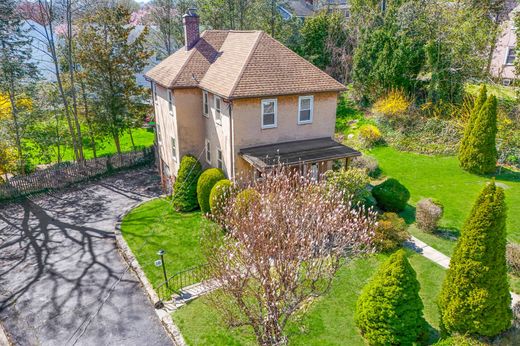 Detached House in Larchmont, Westchester County