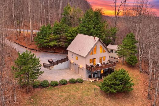 Detached House in Roan Mountain, Carter County