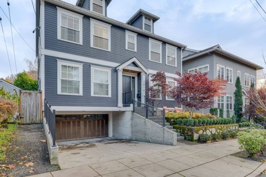 Luxury home in Portland, Multnomah County