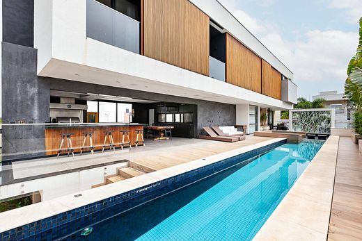 Detached House in Sorocaba, São Paulo