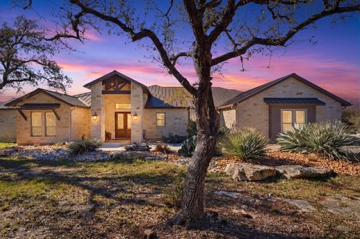 Detached House in Canyon Lake, Comal County