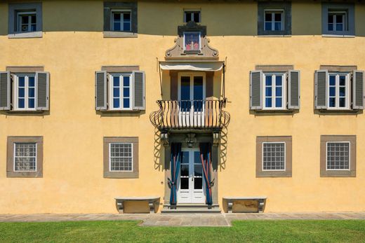 Villa a Lucca, Toscana