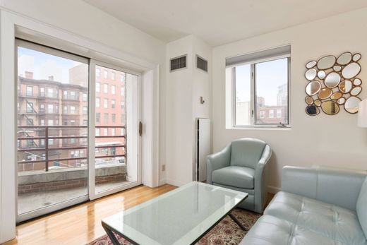 Apartment / Etagenwohnung in Boston, Suffolk County