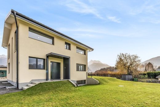 Vrijstaand huis in Ollon, Aigle District