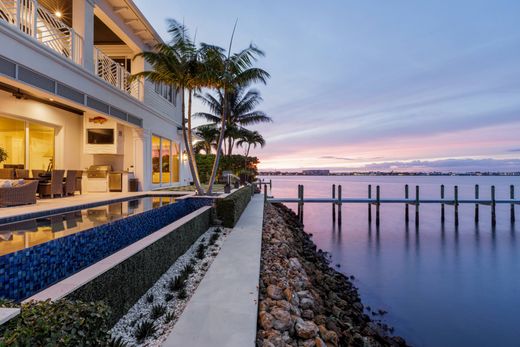 Detached House in Palm Beach Shores, Palm Beach