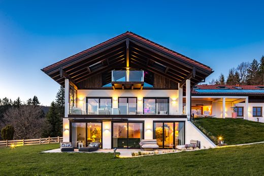 Villa zu verkaufen in Roßhaupten