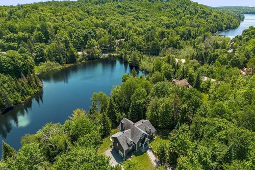 Частный Дом, Sainte-Anne-des-Lacs, Laurentides