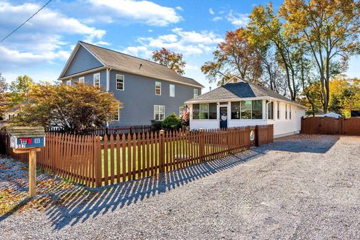 Edgewater, Anne Arundel Countyの一戸建て住宅