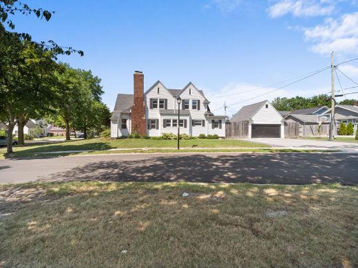 Vrijstaand huis in Fort Wayne, Allen County