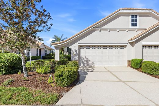 Luxury home in Lakewood Ranch, Manatee County