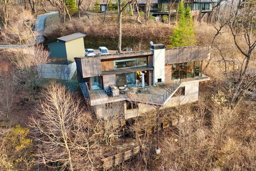 Detached House in Karuizawa, Kitasaku-gun