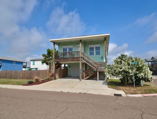 Detached House in Port Aransas, Nueces County