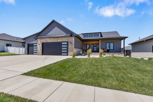 Detached House in Sioux Falls, Minnehaha County