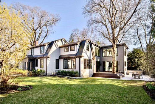 Detached House in Cambridge, Middlesex County