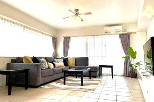 Casa en Urasoe, Urasoe Shi