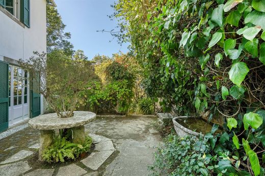 Detached House in Sintra, Lisbon
