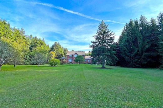 Detached House in Uxbridge, Durham