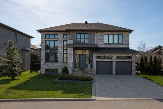Dom jednorodzinny w Brossard, Montérégie