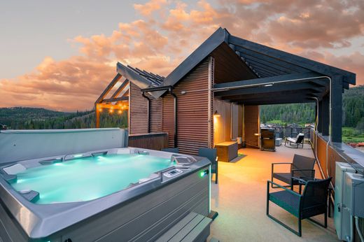 Luxury home in Winter Park, Grand County