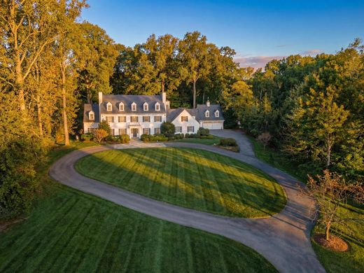 Luxury home in Bethesda, Montgomery County