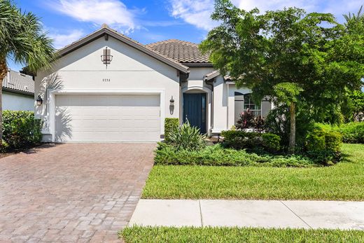 Detached House in Naples, Collier County