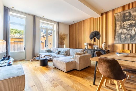 Bordeaux, Girondeのアパートメント