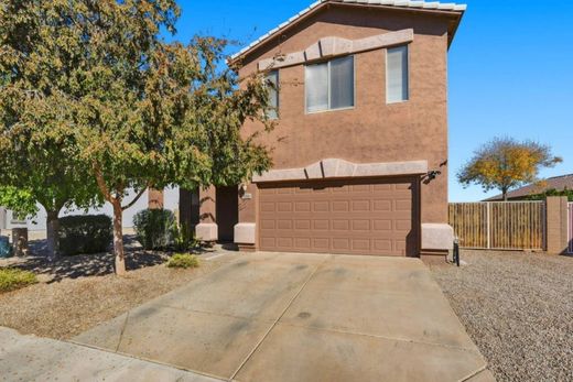 Einfamilienhaus in San Tan Valley, Pinal County