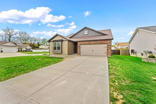 Luxury home in Troy, Lincoln County